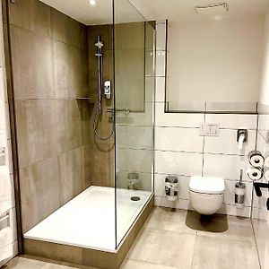 Zimmer mit zwei Einzelbetten